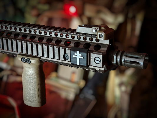 La Croix de Lorraine - White/Black